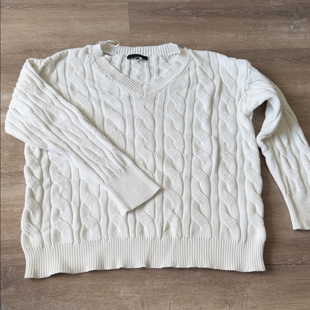 Ava & ever White Classic Cable Knit V-Neck Sweater - Cream Worn Vintage